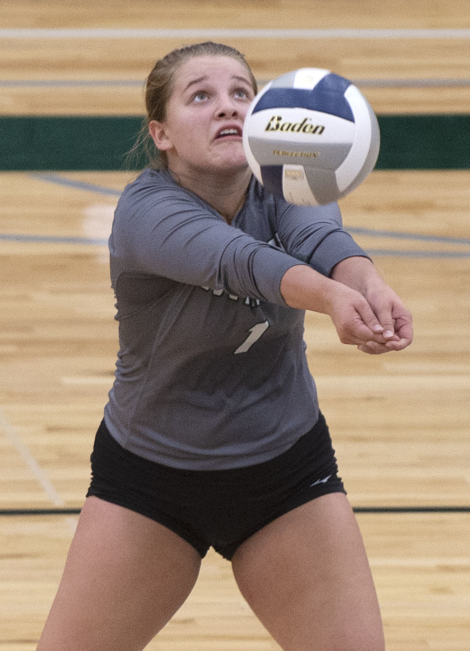 Prep volleyball, Southwest vs. Kearney, 9.5